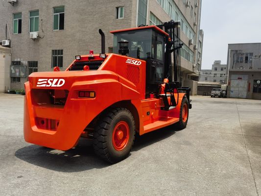 Solid Pneumatic Tiretype Heavy Lift Forklift Diesel Engine and Box Type Inner Outer Mast Providing Heavy Load Support