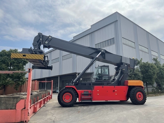 Terminal Yard Stacking Container Reach Stacker 45 Tonnen mit ZF 5WG261 AUTO Getriebe
