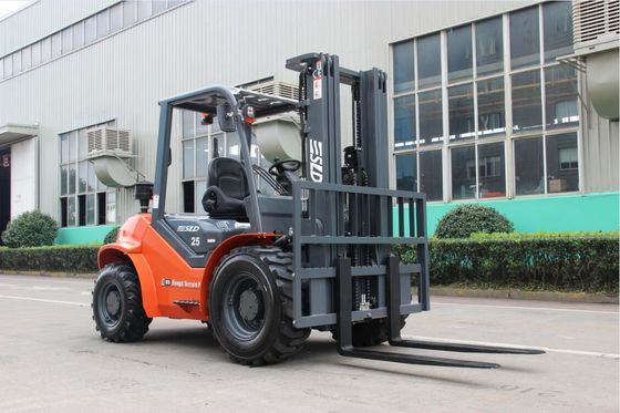 4500mm Triplex Mast 5k 2.5t 2,5 Ton Rough Terrain Forklift