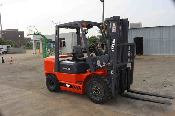 3,5 Ton Diesel Forklift Two Stages freie breite Ansicht des Aufzug-Mast-3m