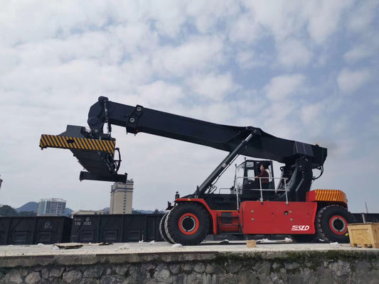 Container Reach Stacker mit CUMMINS QSM11-330 Motor Neuer Kessler L102 Achse ZF 5WG261 AUTO