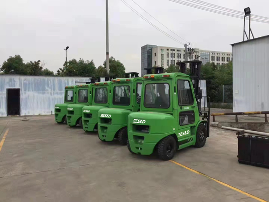 ISUZU Diesel Engine 3 Ton Forklift With Hydraulic Transmission
